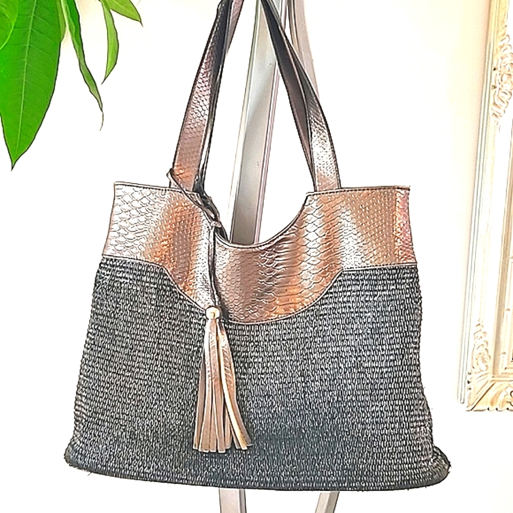 Purse by yk studio
